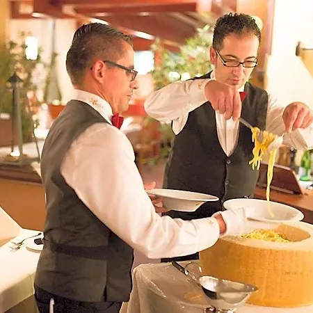מלון San Remo Fine.food.hotel
